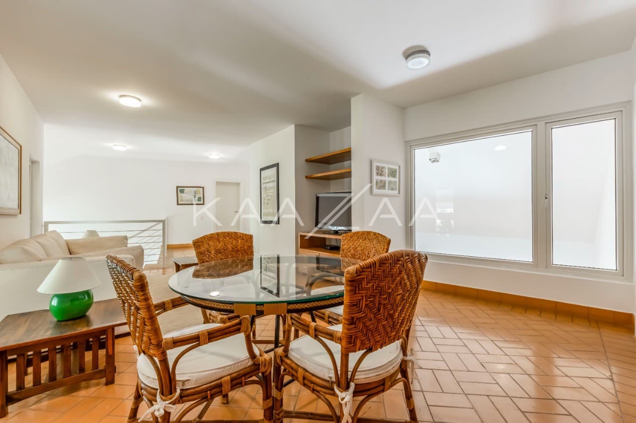 Uma vista deliciosa rodeia os ambientes, com tudo feito para relaxar. Casa na Quinta da Baroneza II. - Foto 28